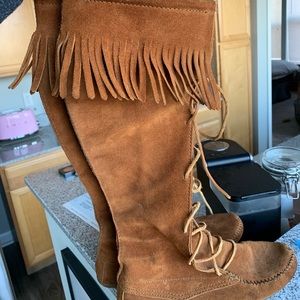 Minnetonka tall boot